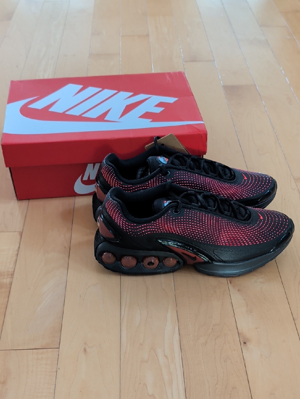 BNIB - Nike Air Max DN - M11